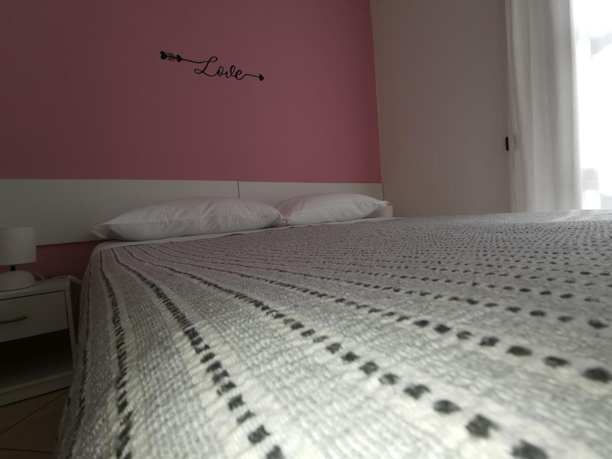 Bed and Breakfast BeB I PORTICI Cernobbio Exterior foto
